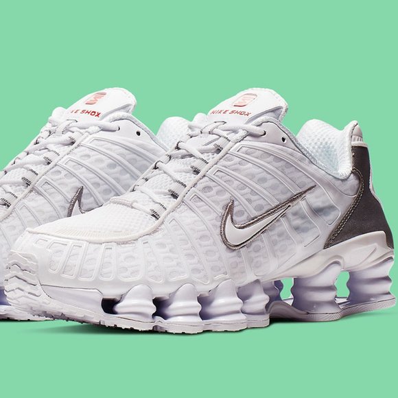 nike shox white and silver